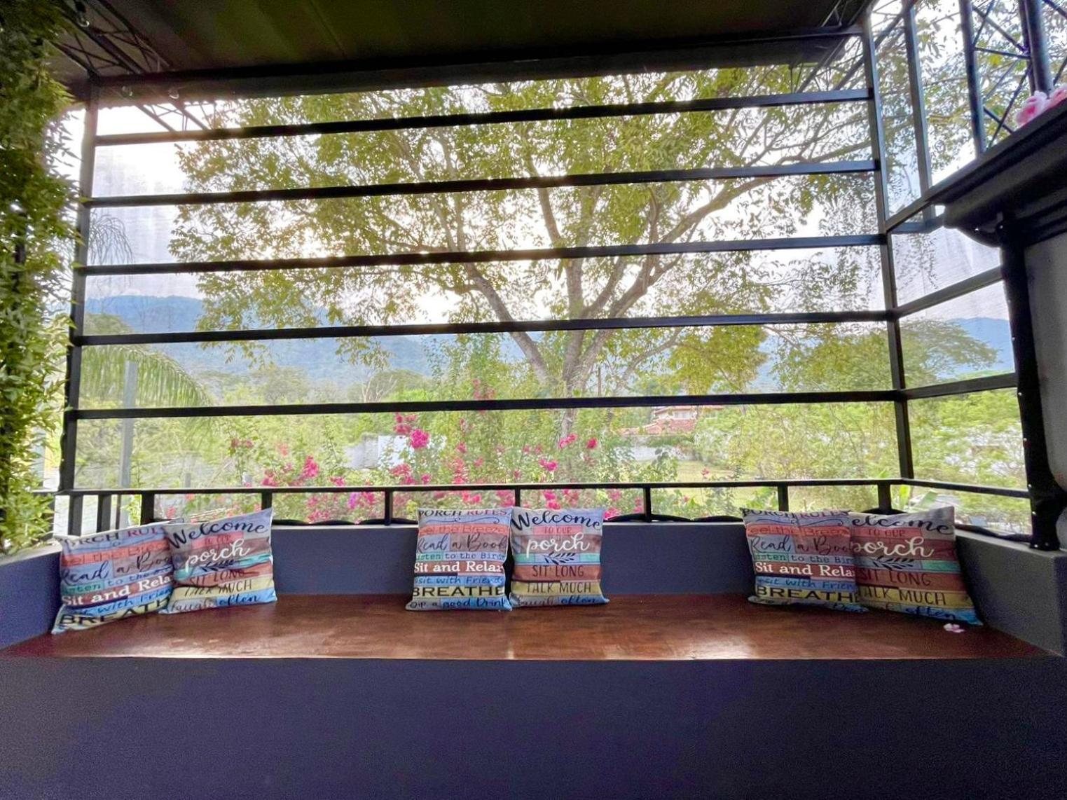 Refugio De La Montana B&B San Pedro Sula Esterno foto